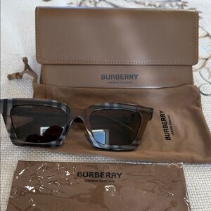 Burberry Checkered Sunglasses with Tan Case